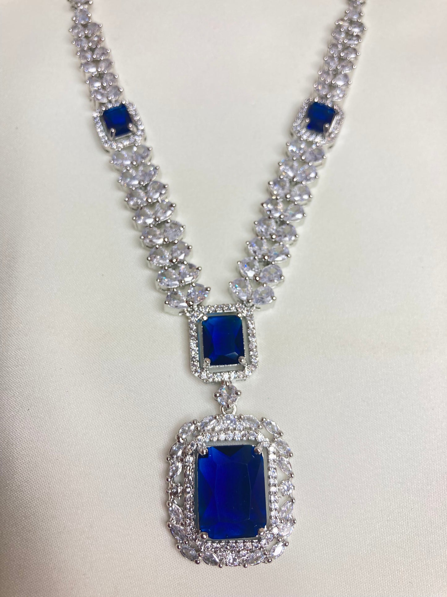 Blue Greta Zirconia Jewellery Set