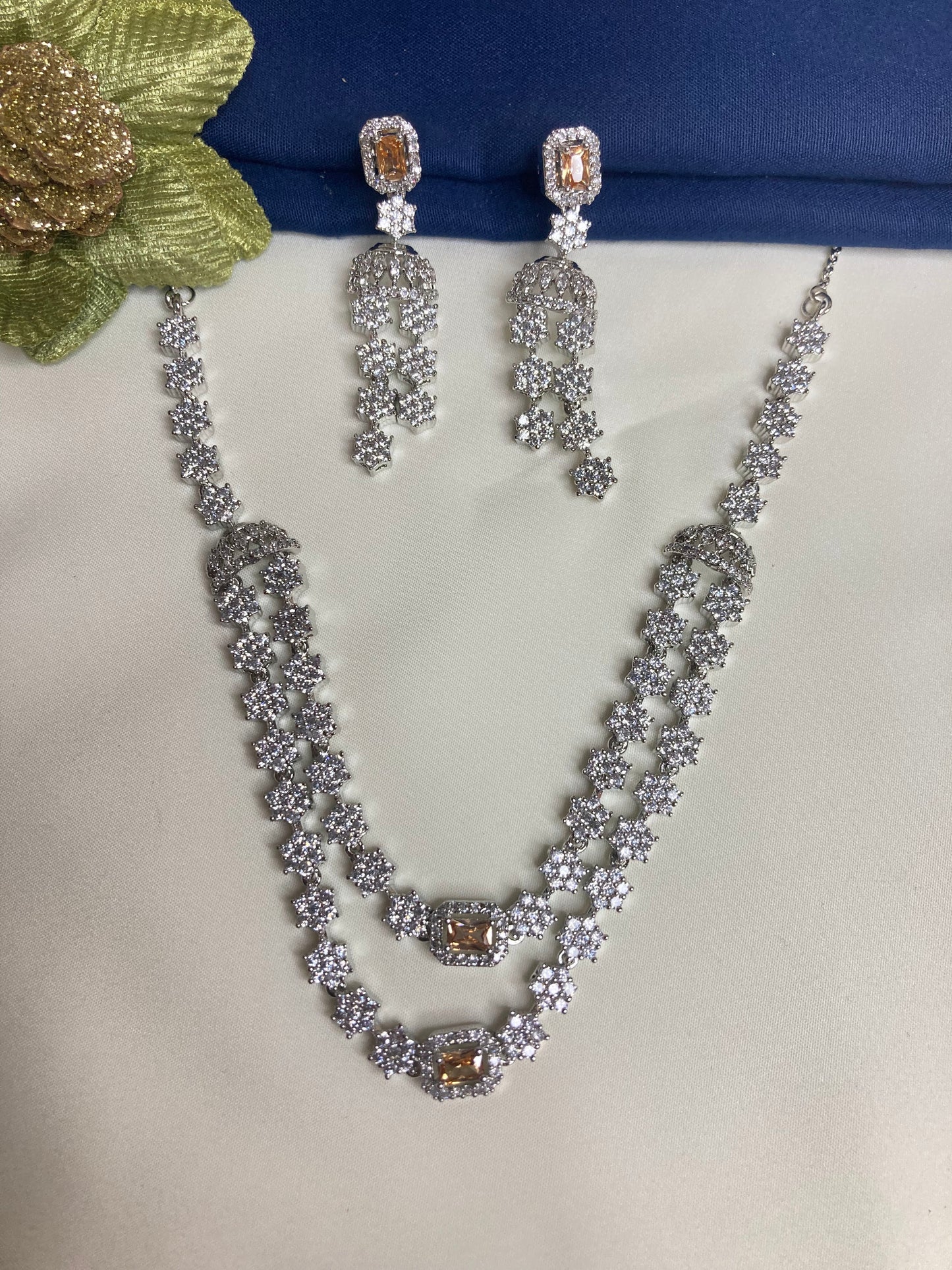 Cream Kate Zirconia Jewellery Set