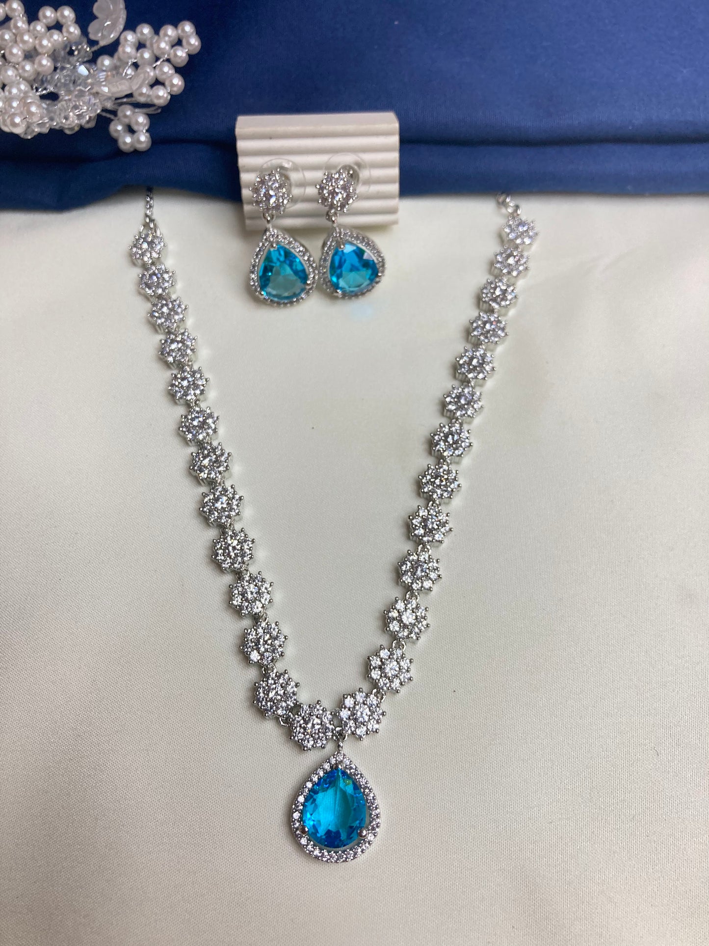 Aqua Lily Zirconia Jewellery Set