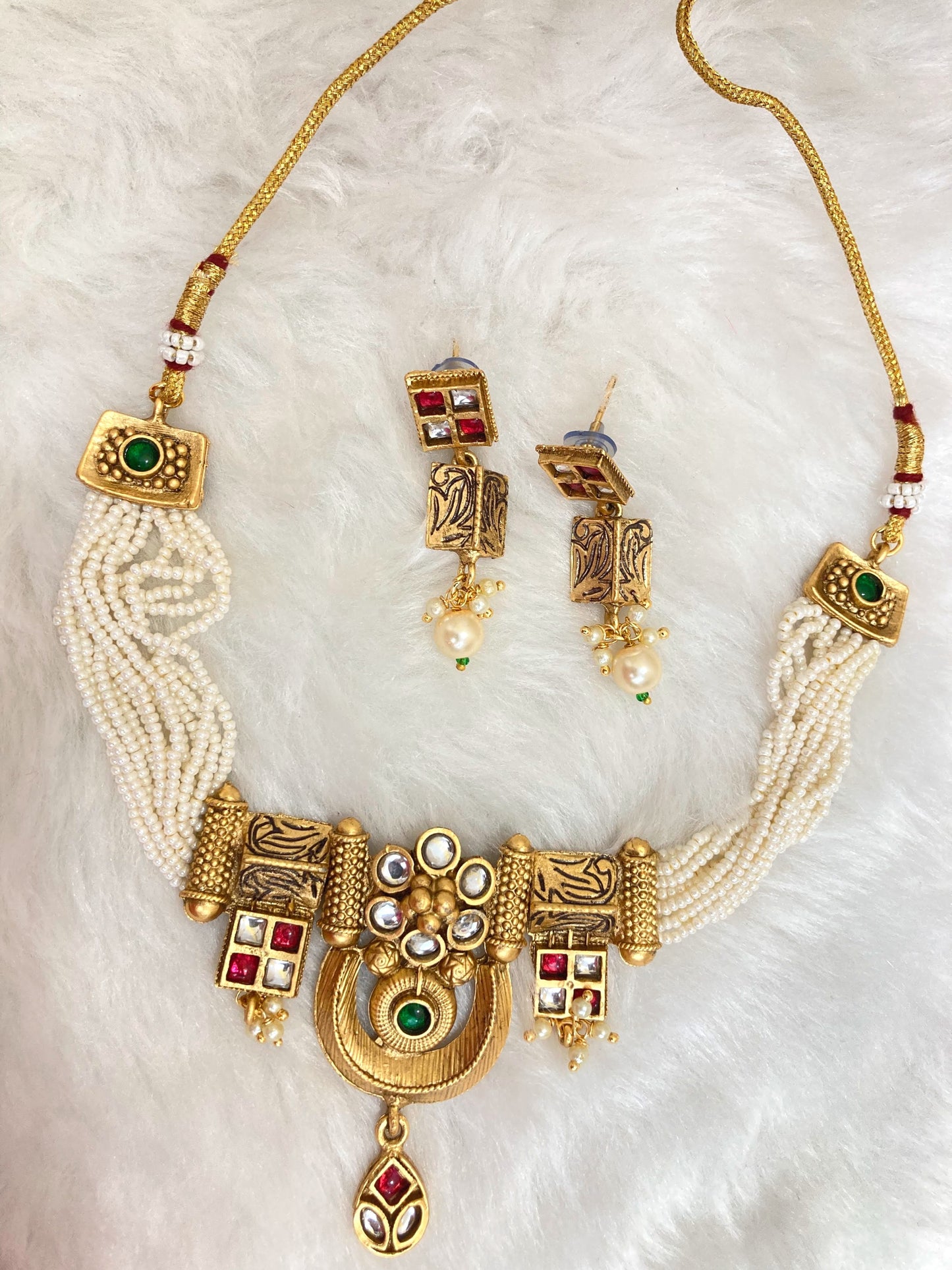 White Pearl Kundan Choker Necklace Set