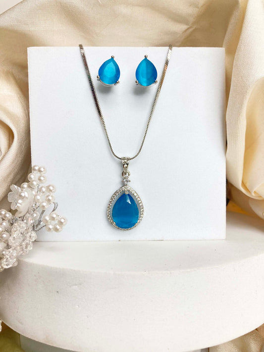 Aqua Banni Pendent Set