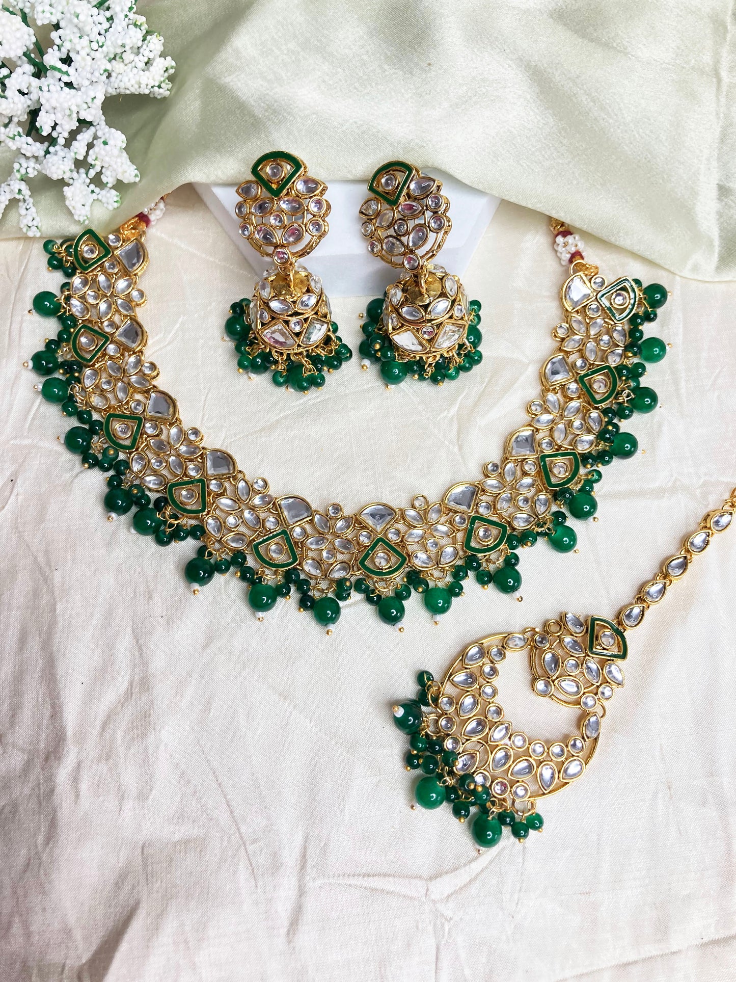 Emerald Aruna Jewellery Set
