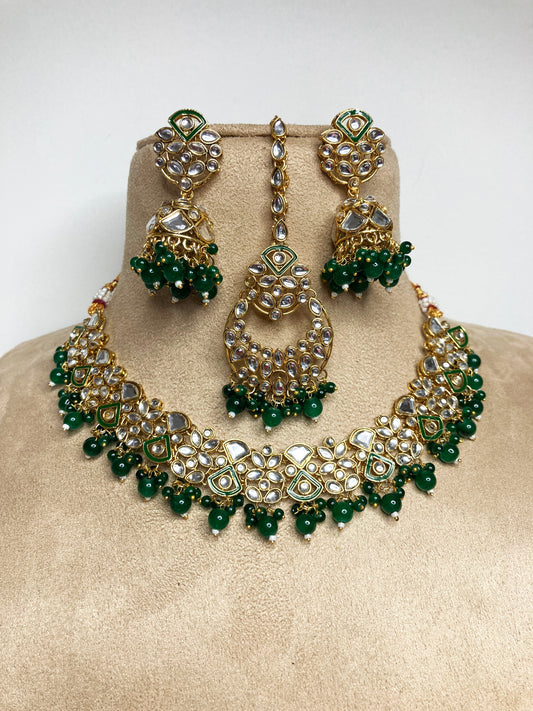 Emerald Aruna Jewellery Set