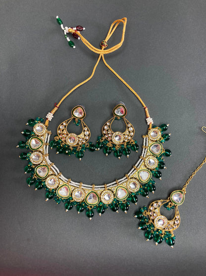 Emerald Grishma Jewellery Set