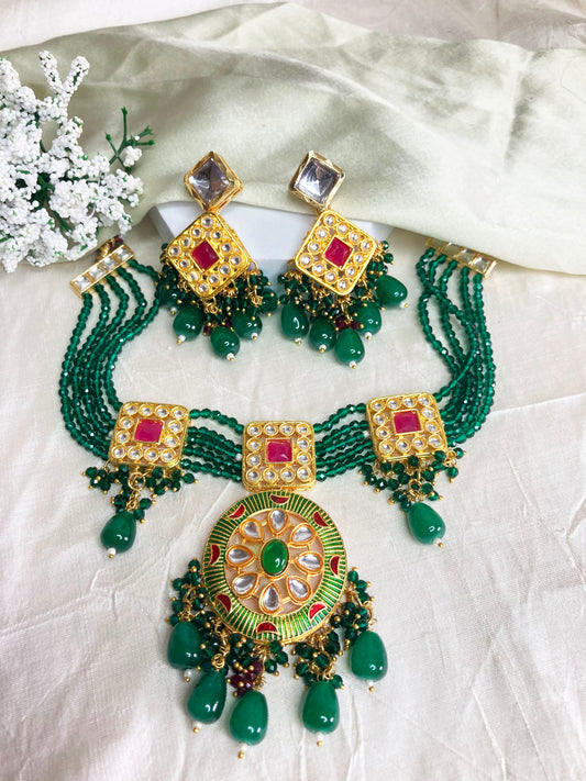 Emerald Mita Jewellery Set