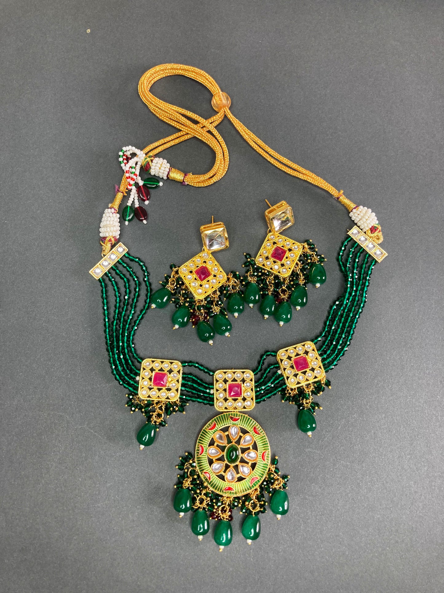 Emerald Mita Jewellery Set