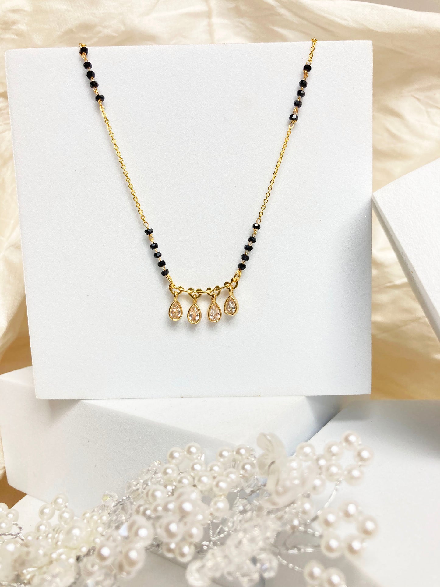 Golden Kruti Delicate Mangalsutra