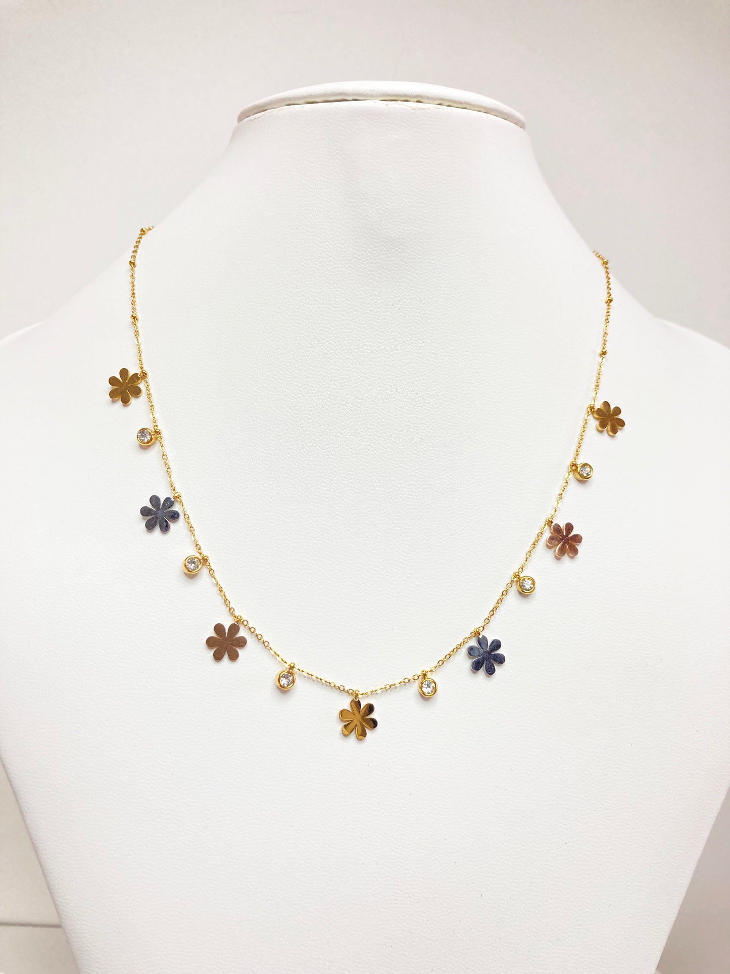 Golden Isabella Necklace