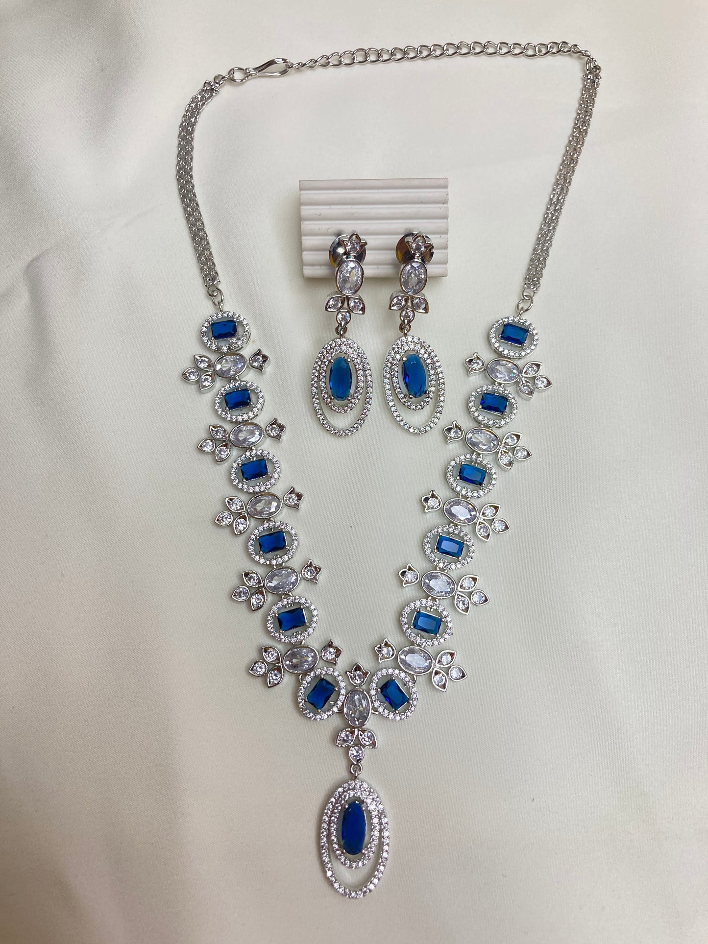 Blue Isla Zirconia Jewellery Set