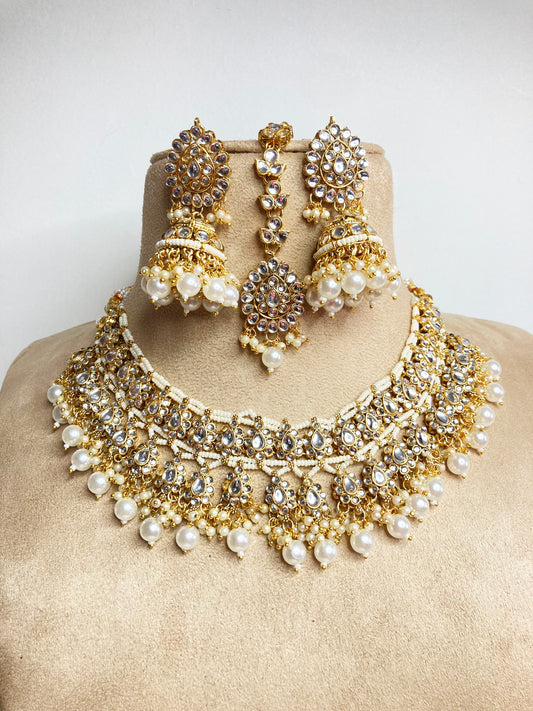 Ivory Avanti Jewellery Set