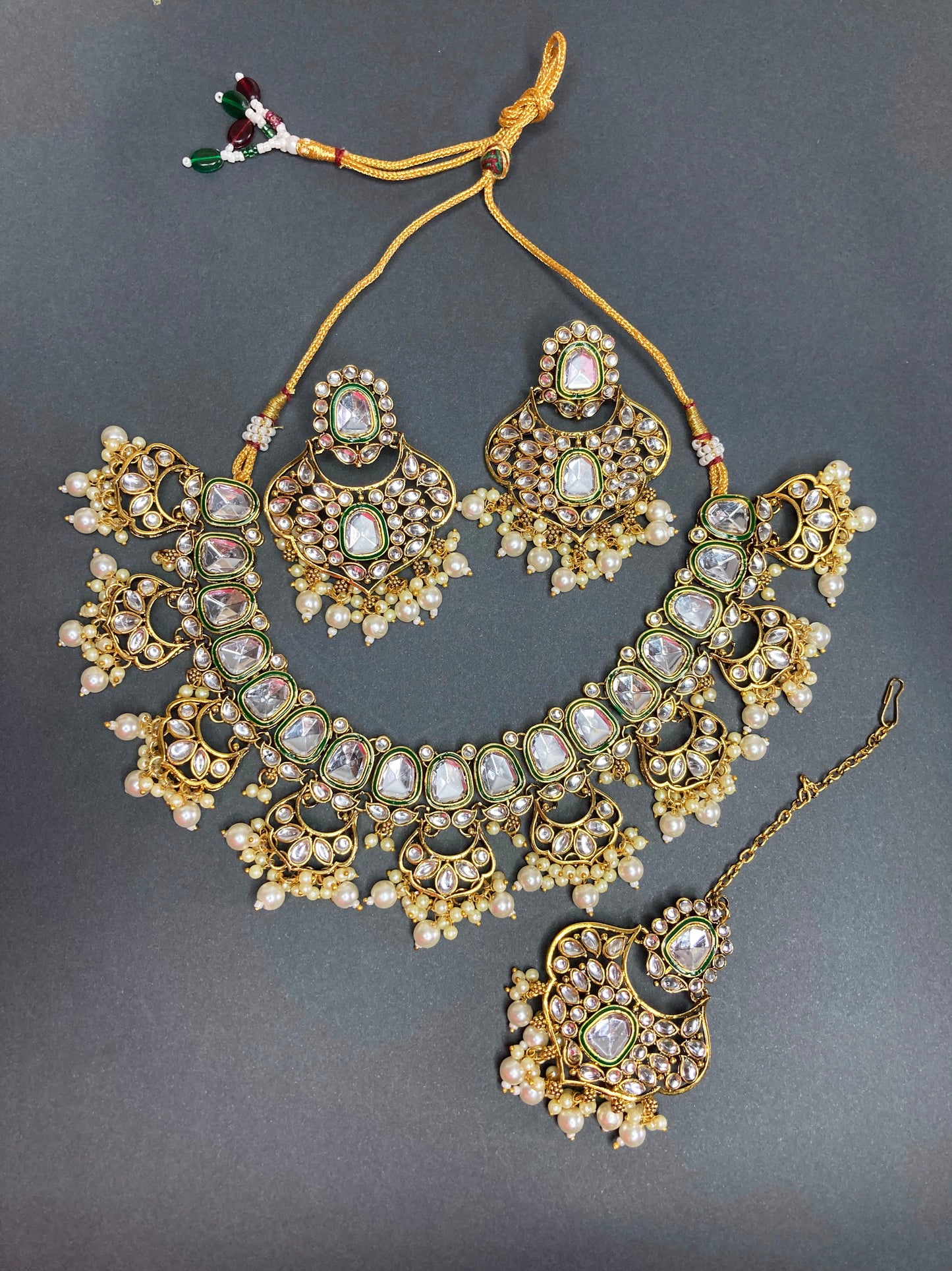 Ivory Nandini Jewellery Set