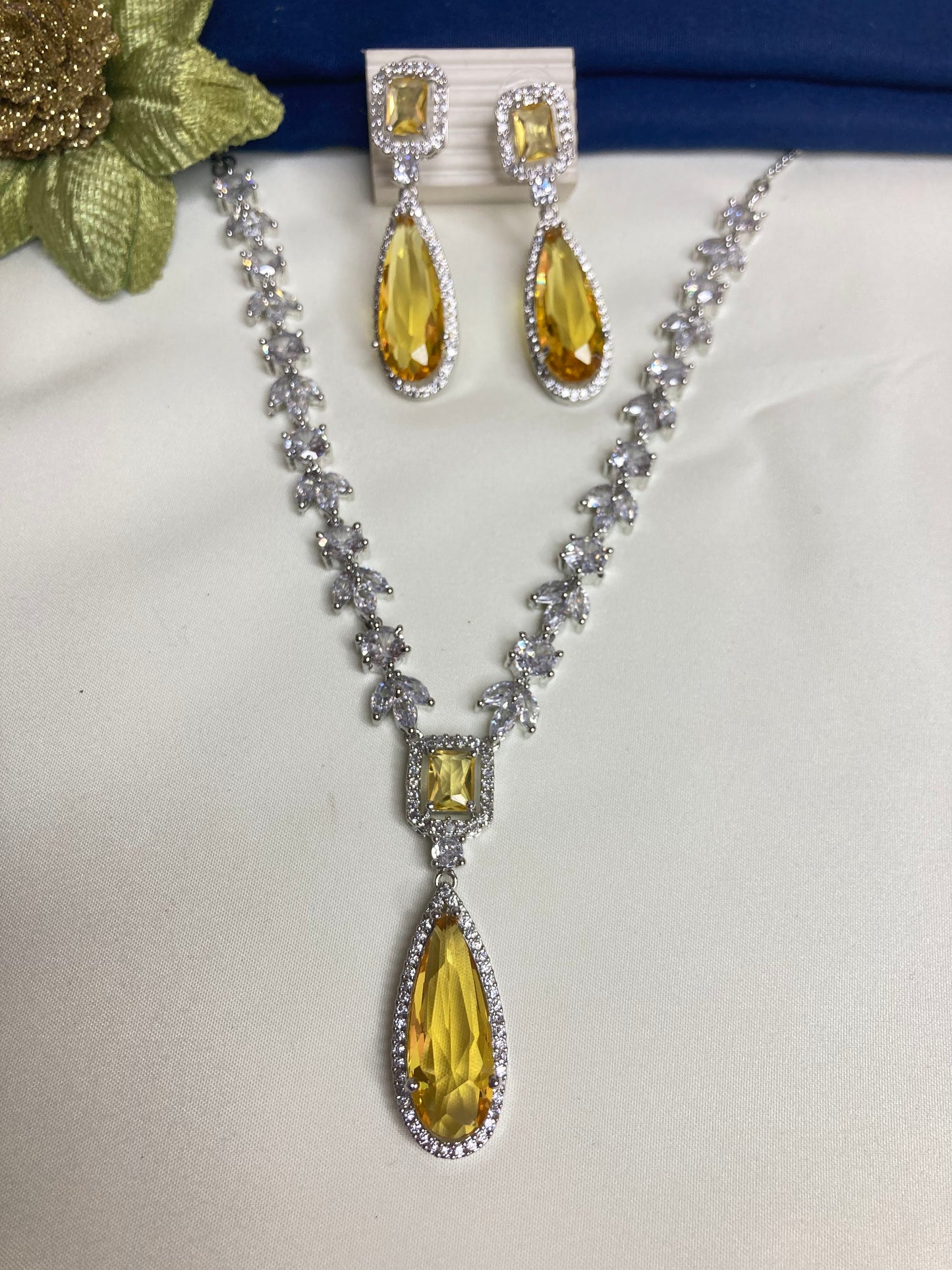Lemon Lauren Zirconia Jewellery Set