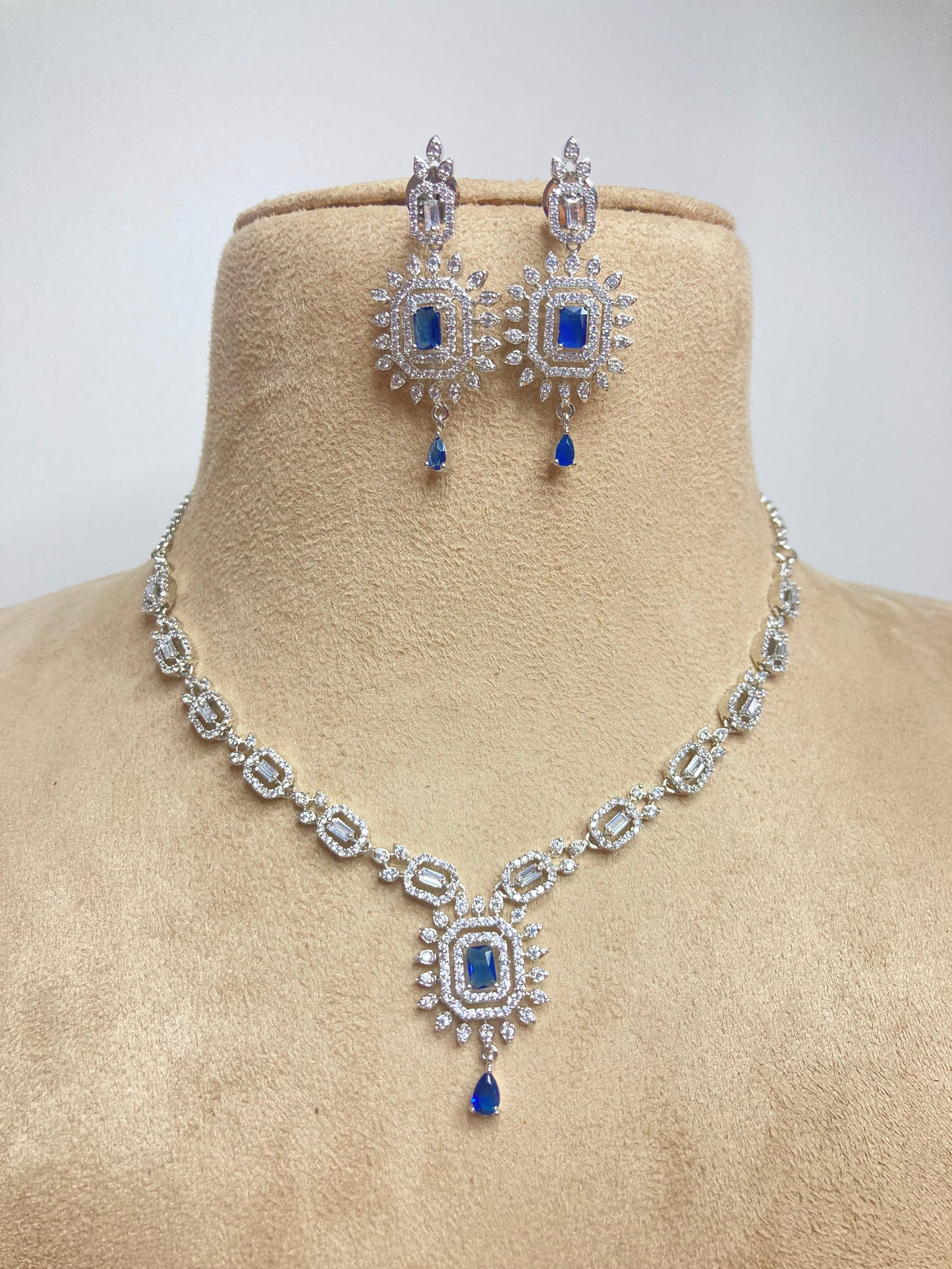 Blue Nicole Zirconia Jewellery Set