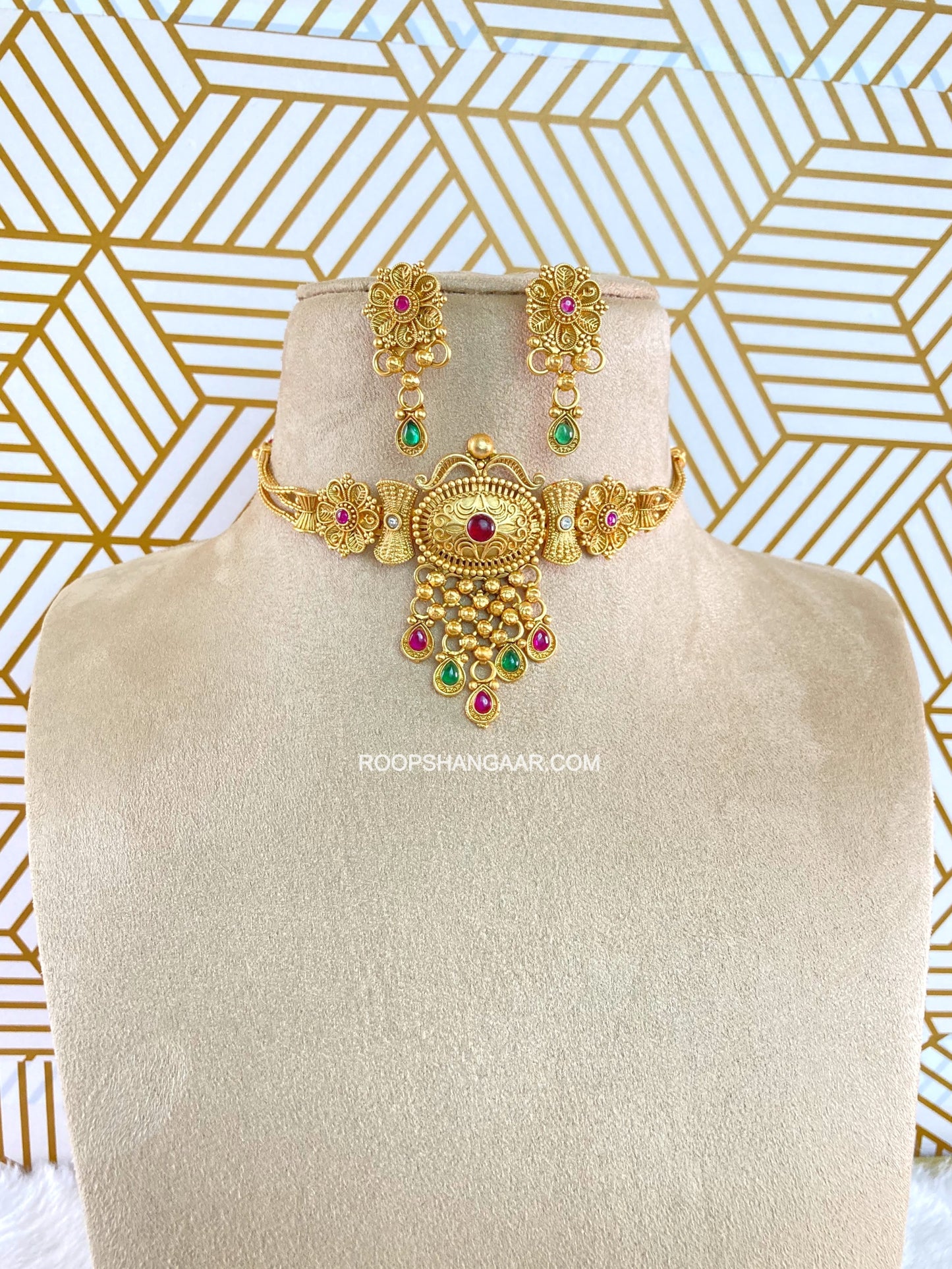 Multicolor Akruti Temple Necklace Set