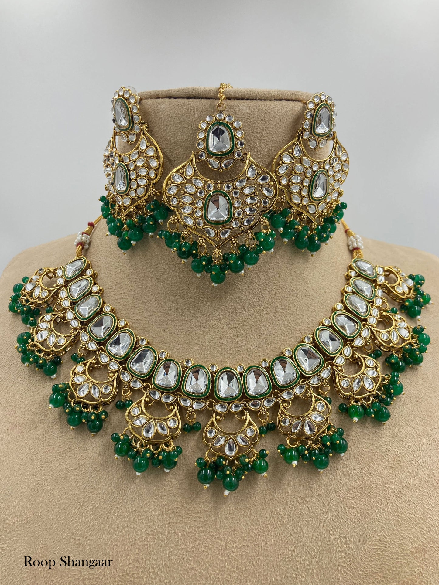 Emerald Nandini Jewellery Set