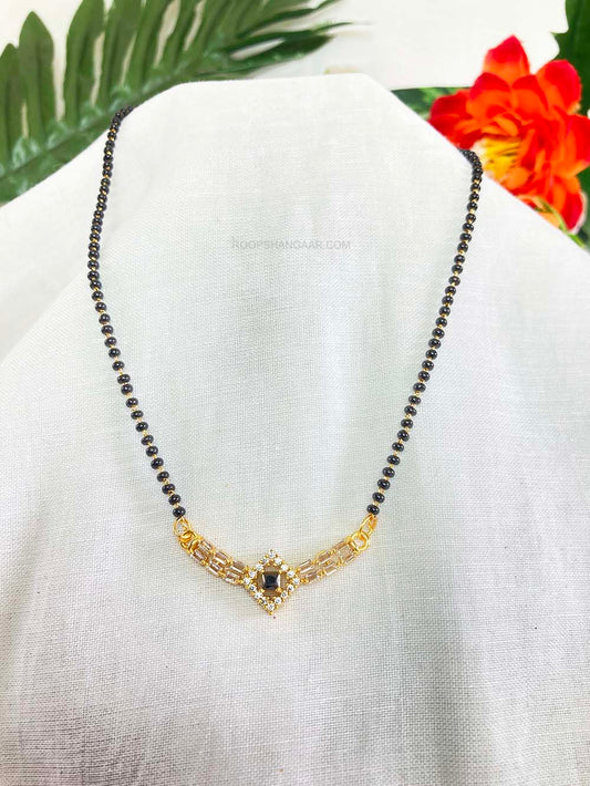 Gold Amelia Delicate Mangalsutra