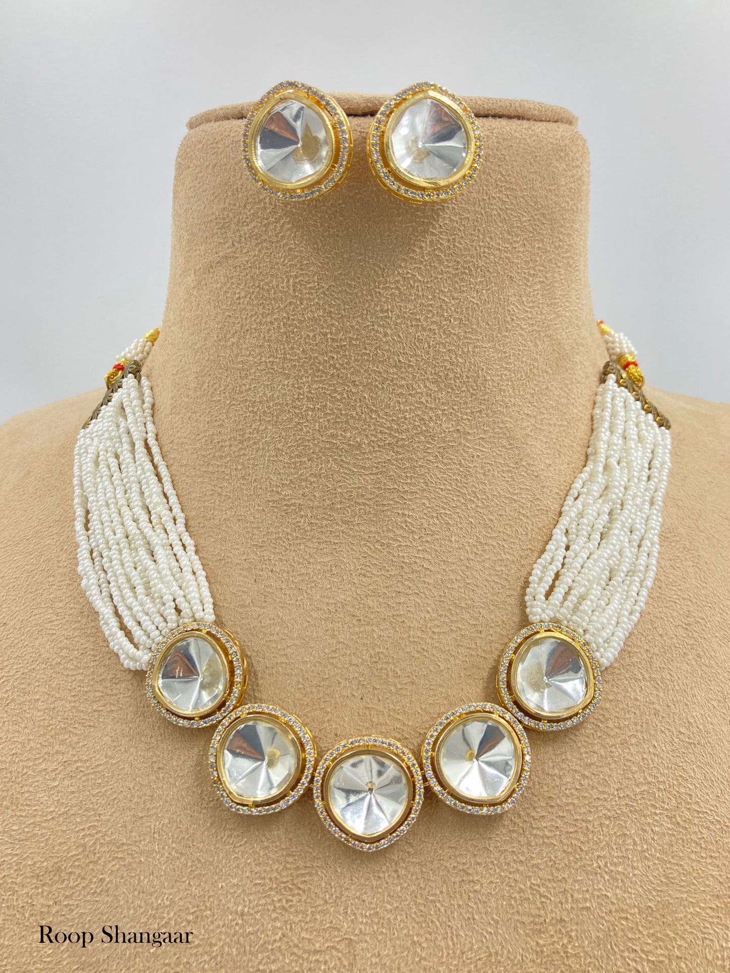 Ivory Avanti Kundan Necklace Set