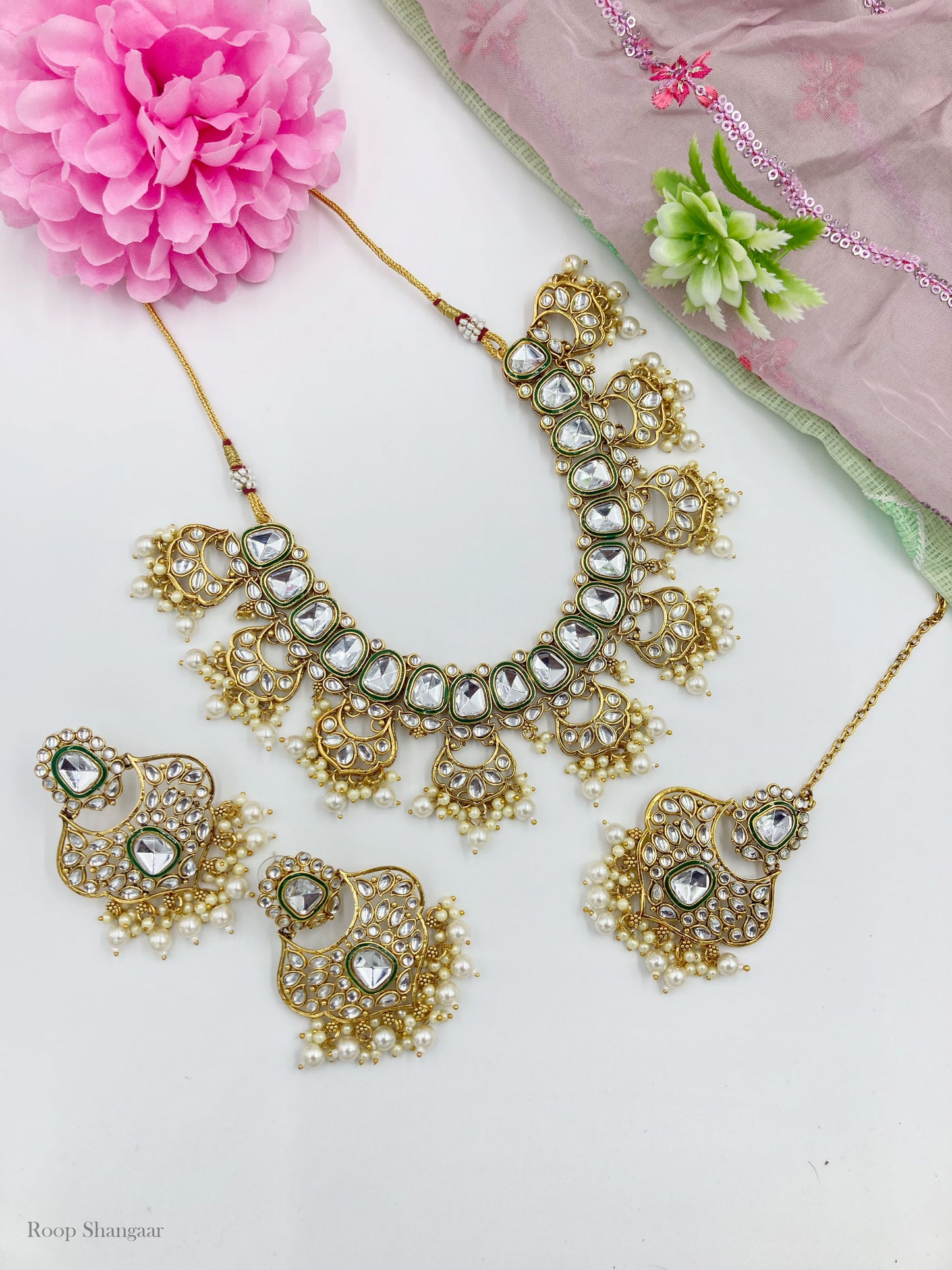 Ivory Nandini Jewellery Set