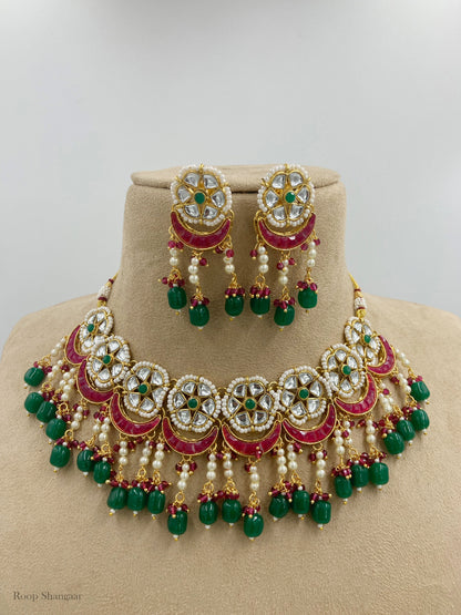 Multicolor Vinita Jewellery Set