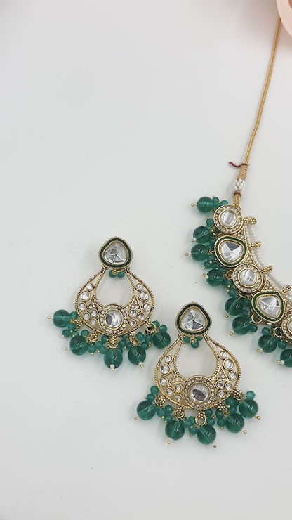 Emerald Grishma Jewellery Set