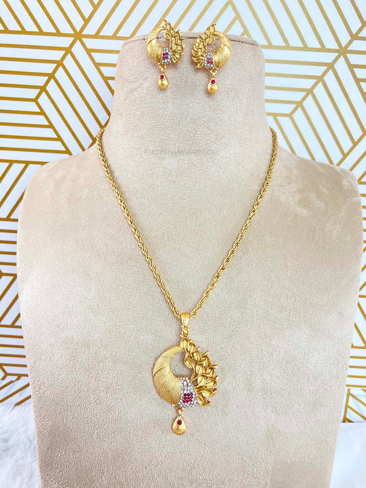 Ruby Sandhya Pendent Set